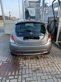 Lancia Ypsilon GPL