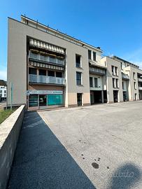 Immobile commerciale