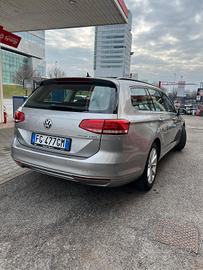 Volkswagen Passat Variant 2.0 TDI DSG Comfortline 