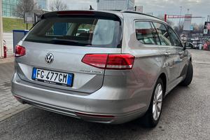 Volkswagen Passat Variant 2.0 TDI DSG Comfortline 