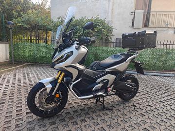 Honda X-adv 750 trapassato