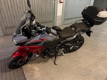 Yamaha tracer 999