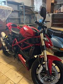 Ducati streetfighter 848