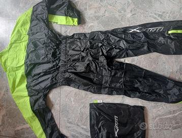 Tuta moto antipioggia 