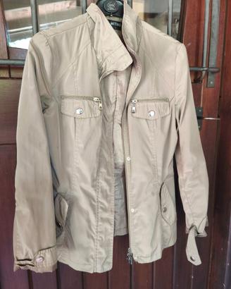 Giacca color tortora/beige, stile trench corto