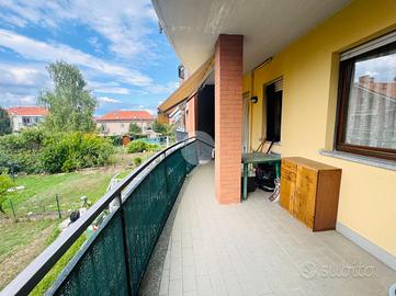 4 LOCALI A LA LOGGIA