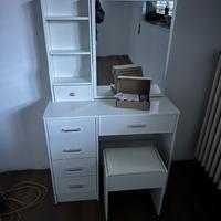 Mobile trucco