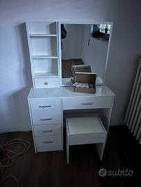 Mobile trucco