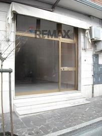 Locale Commerciale - Tollo