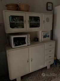 Credenza vintage anni '50/60 bianca