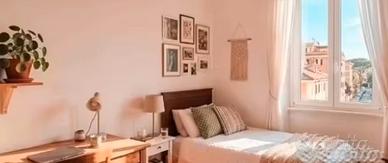 Stanza singola con BALCONE- GARBATELLA