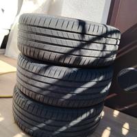 gomme Bridgestone 235/40 R20 96v