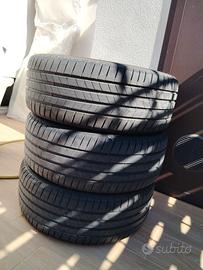 gomme Bridgestone 235/40 R20 96v
