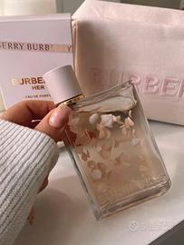 Profumo Burberry Her Petals