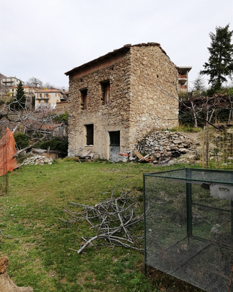 2 rustici in pietra