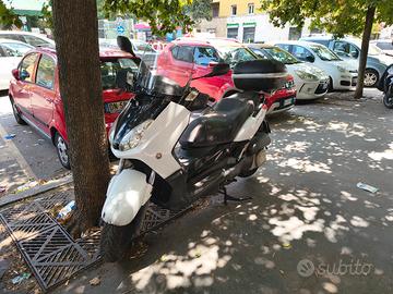 Yamaha xmax 250 2009