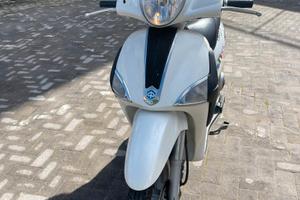 piaggio liberty 125