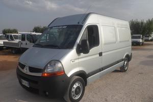 Renault Master furgone medio alto