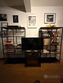 Libreria scaffale IKEA nero e vetro 100x175