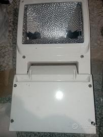 faro ioduro metallico 