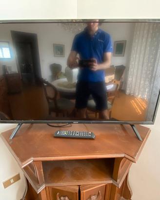 TV Led Akai 39"