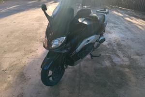 Yamaha T max