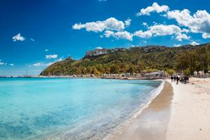 A 10min dal Poetto 4posti letto con parcheggio pri