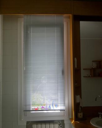 Tenda a listelle orizzontali