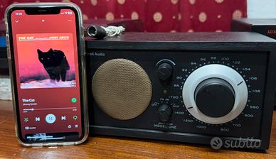 Radio Tivoli model One Bluetooth