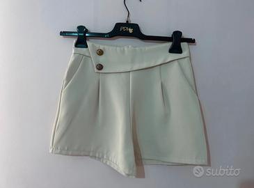 Pantaloncini eleganti