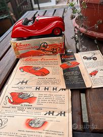 Automobile da collezione anni 40 tutta coeva