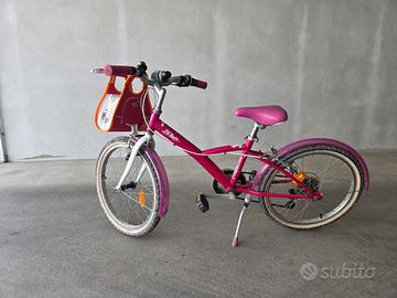 bicicletta bambina 20" B'Twin con cestino