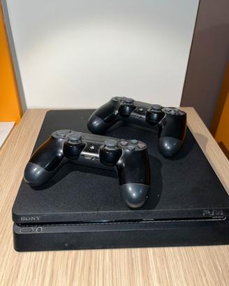 Playstation 4 slim 