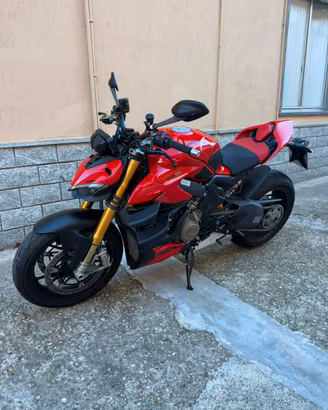 Ducati streetfighter v4s