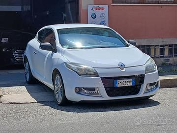 RENAULT Mégane Coupé 1.5 dCi 110 CV S&S GT Line