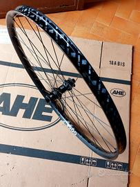  POST. M1900 29" 12x142 (no boost) tbl 12vMS