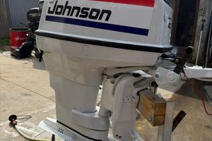 Johnson 737 40cv gambo corto