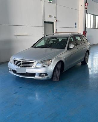 Mercedes CD220 SW