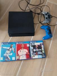 PS4 Slim 