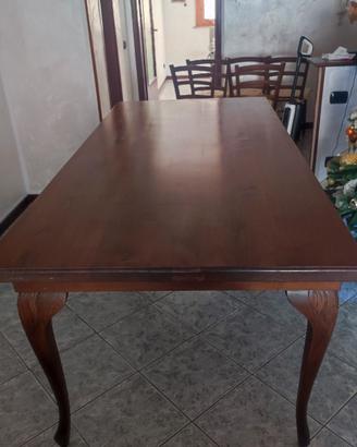 Tavolo in legno di castagno 