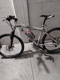 bici da uomo Giant 