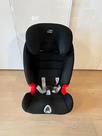 Seggiolino auto 9-36 kg / 9 mesi-12 anni