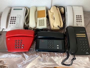 Vecchi telefoni