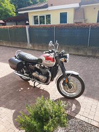 Triumph Bonneville - 2016