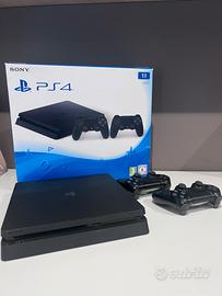 PlayStation 4 slim 1TB + 2 controller + giochi