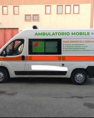 Ambulanza ambulatorio mobile
