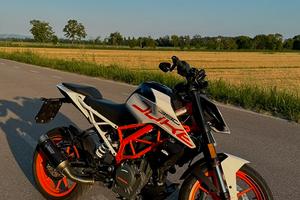 Ktm duke 390 48cv patente a2 mivv omologato