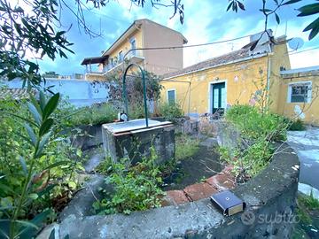 Rif.POZZILLO WITH LAND| casa ind. acireale