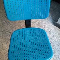 Sedia IKEA girevole azzurra