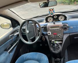 Lancia Y 1.2 - Anno 2005